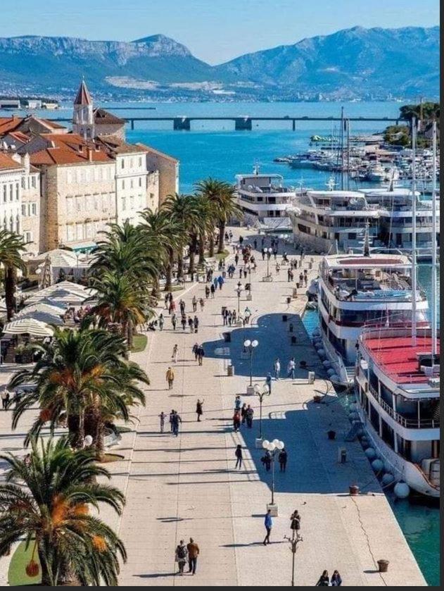 Luxury Apartment Magdalena Trogir Exteriör bild